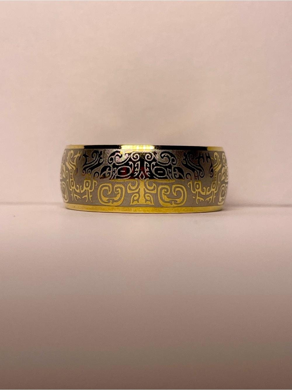 Gold Motif Band Ring